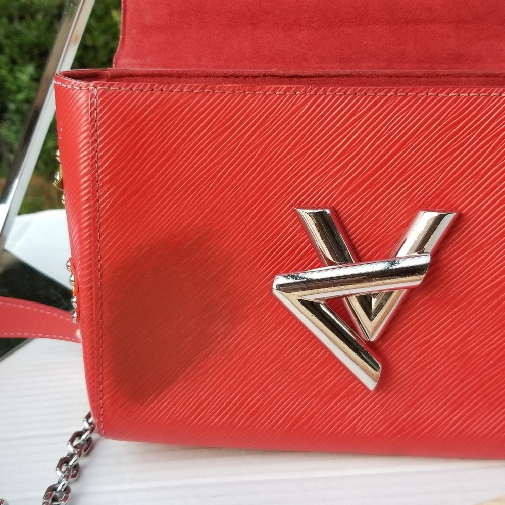 Extra pics Louis Vuitton Limited Edition Twist Shoulder Bag. PLEASE READ - Picture 11 of 16
